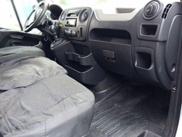 Белый Рено 4, объемом двигателя 2.3 л и пробегом 330 тыс. км за 13300 $, фото 9 на Automoto.ua