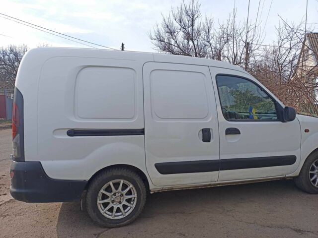 Білий Рено 4, об'ємом двигуна 1.9 л та пробігом 186 тис. км за 3200 $, фото 1 на Automoto.ua