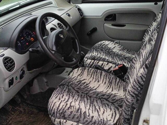 Білий Рено 4, об'ємом двигуна 1.5 л та пробігом 183 тис. км за 2600 $, фото 5 на Automoto.ua