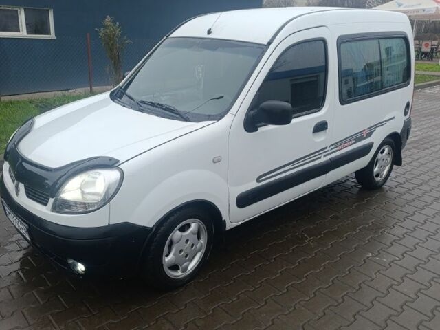 Білий Рено 4, об'ємом двигуна 1.5 л та пробігом 250 тис. км за 4650 $, фото 3 на Automoto.ua