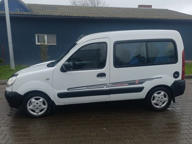 Білий Рено 4, об'ємом двигуна 1.5 л та пробігом 250 тис. км за 4650 $, фото 2 на Automoto.ua