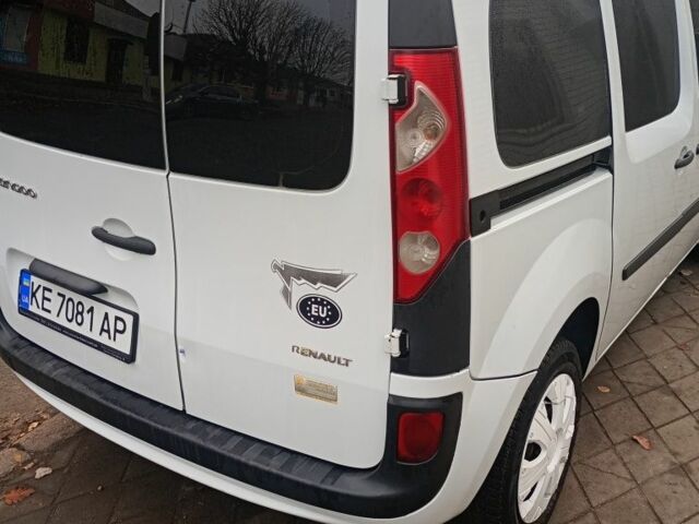 Белый Рено 4, объемом двигателя 1.5 л и пробегом 222 тыс. км за 4400 $, фото 3 на Automoto.ua