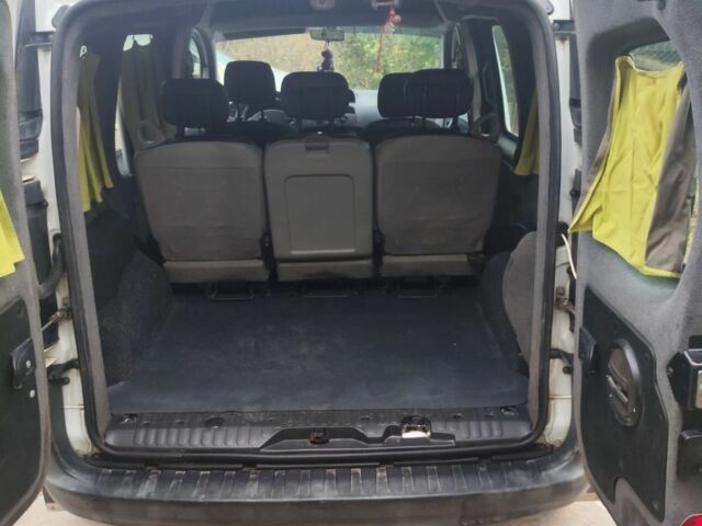 Белый Рено 4, объемом двигателя 1.5 л и пробегом 300 тыс. км за 4700 $, фото 2 на Automoto.ua