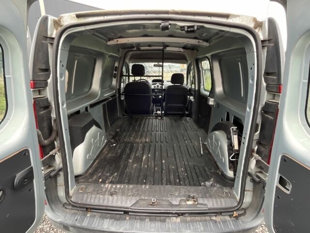 Белый Рено 4, объемом двигателя 0 л и пробегом 150 тыс. км за 4400 $, фото 5 на Automoto.ua