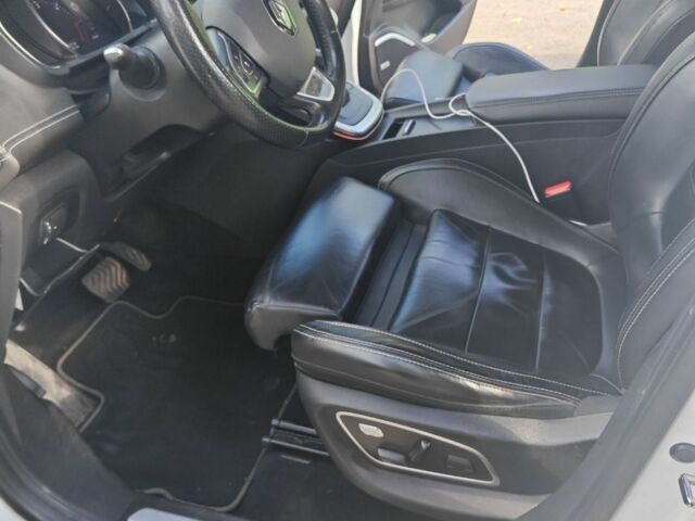 Белый Рено 4, объемом двигателя 0 л и пробегом 176 тыс. км за 14265 $, фото 15 на Automoto.ua