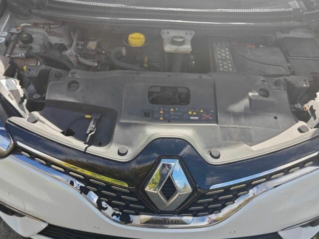 Белый Рено 4, объемом двигателя 0 л и пробегом 176 тыс. км за 14265 $, фото 2 на Automoto.ua