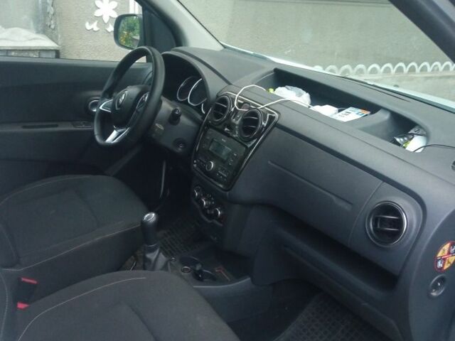 Білий Рено 4, об'ємом двигуна 1.6 л та пробігом 62 тис. км за 11930 $, фото 8 на Automoto.ua