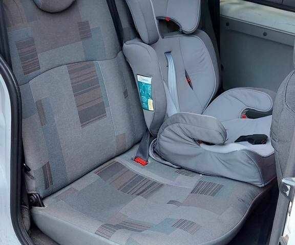 Білий Рено 4, об'ємом двигуна 0 л та пробігом 207 тис. км за 3700 $, фото 7 на Automoto.ua