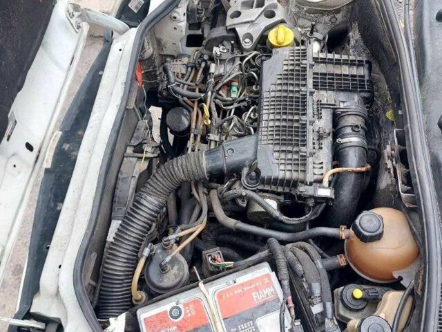 Білий Рено 4, об'ємом двигуна 0 л та пробігом 207 тис. км за 3700 $, фото 4 на Automoto.ua