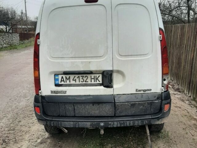 Белый Рено 4, объемом двигателя 1.5 л и пробегом 300 тыс. км за 1987 $, фото 3 на Automoto.ua