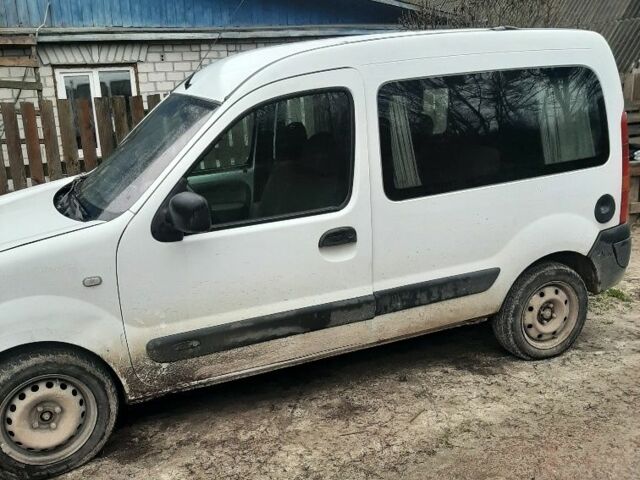 Белый Рено 4, объемом двигателя 1.5 л и пробегом 300 тыс. км за 1987 $, фото 4 на Automoto.ua