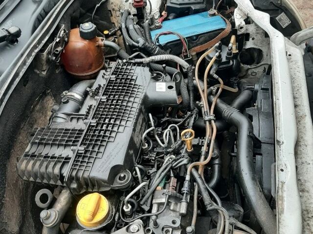 Белый Рено 4, объемом двигателя 1.5 л и пробегом 300 тыс. км за 1987 $, фото 1 на Automoto.ua