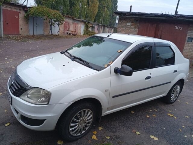 Белый Рено 4, объемом двигателя 0 л и пробегом 300 тыс. км за 3950 $, фото 5 на Automoto.ua