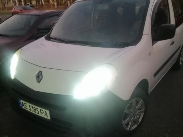 Білий Рено 4, об'ємом двигуна 1.5 л та пробігом 192 тис. км за 7500 $, фото 4 на Automoto.ua