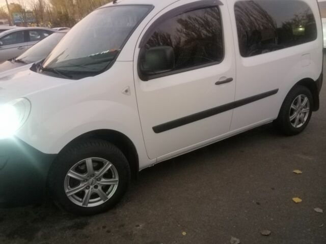 Білий Рено 4, об'ємом двигуна 1.5 л та пробігом 192 тис. км за 7500 $, фото 3 на Automoto.ua