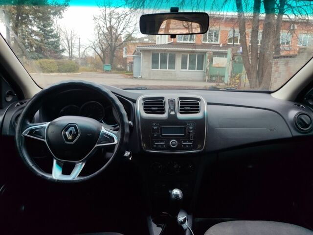 Білий Рено 4, об'ємом двигуна 1.5 л та пробігом 240 тис. км за 6499 $, фото 2 на Automoto.ua