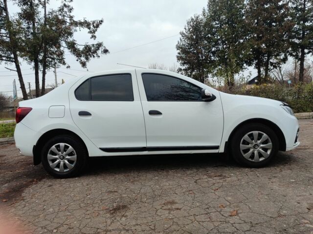 Білий Рено 4, об'ємом двигуна 1.5 л та пробігом 240 тис. км за 6499 $, фото 5 на Automoto.ua