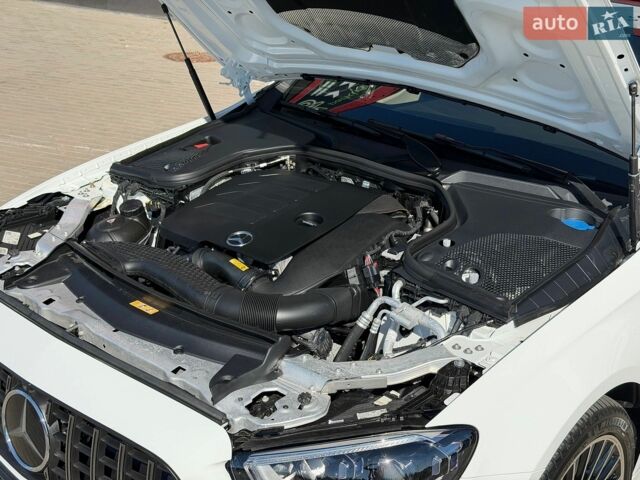 Белый Рено 4, объемом двигателя 0 л и пробегом 384 тыс. км за 3511 $, фото 5 на Automoto.ua