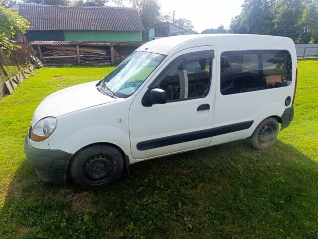 Белый Рено 4, объемом двигателя 0 л и пробегом 340 тыс. км за 2900 $, фото 2 на Automoto.ua