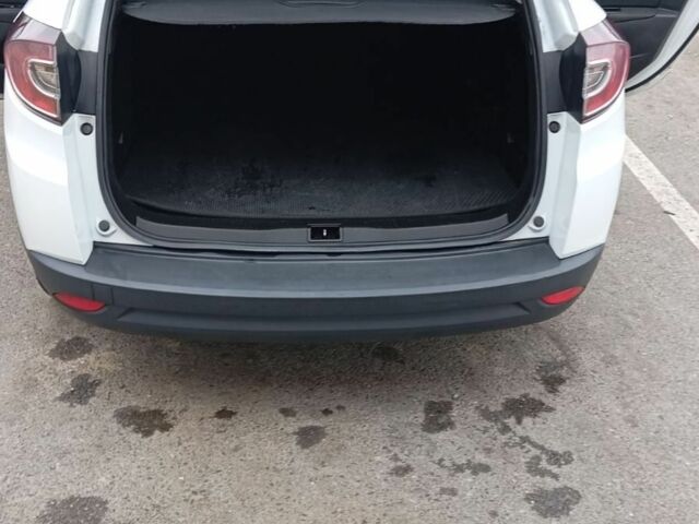 Білий Рено 4, об'ємом двигуна 1.5 л та пробігом 260 тис. км за 6500 $, фото 7 на Automoto.ua