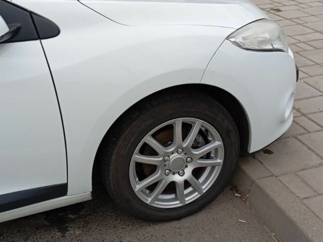 Білий Рено 4, об'ємом двигуна 1.5 л та пробігом 260 тис. км за 6500 $, фото 19 на Automoto.ua