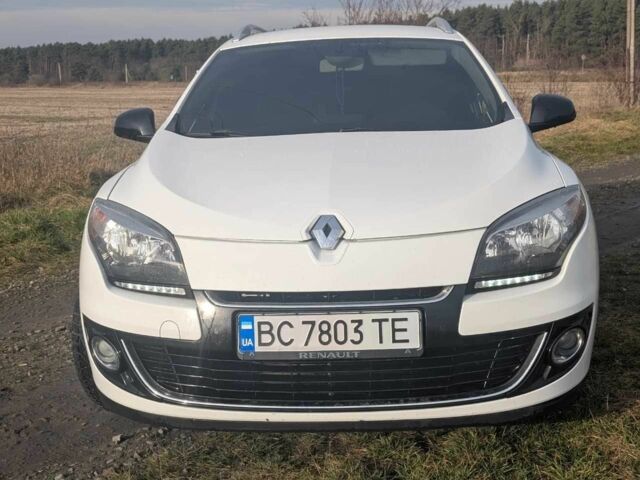 Белый Рено 4, объемом двигателя 1.5 л и пробегом 260 тыс. км за 7800 $, фото 1 на Automoto.ua