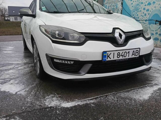 Белый Рено 4, объемом двигателя 1.5 л и пробегом 225 тыс. км за 8000 $, фото 2 на Automoto.ua