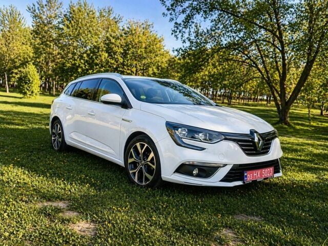 Белый Рено 4, объемом двигателя 0 л и пробегом 246 тыс. км за 14600 $, фото 7 на Automoto.ua