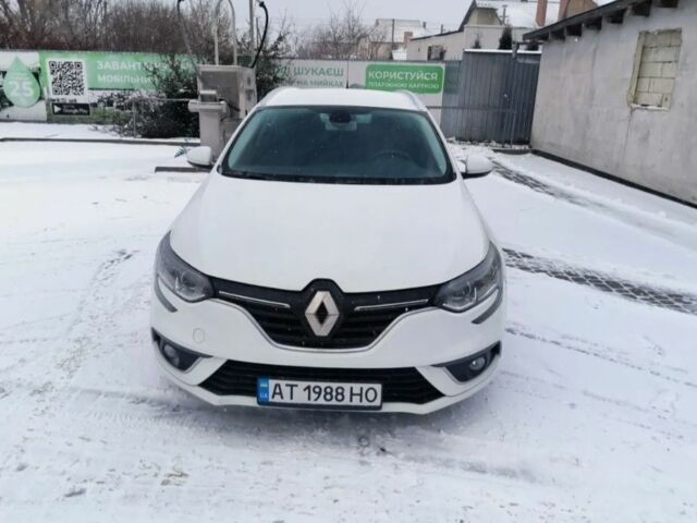 Белый Рено 4, объемом двигателя 1.5 л и пробегом 251 тыс. км за 261 $, фото 4 на Automoto.ua