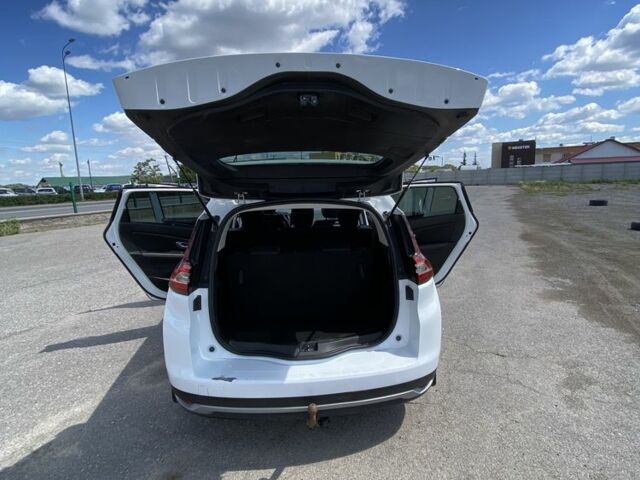Білий Рено 4, об'ємом двигуна 1.5 л та пробігом 290 тис. км за 13000 $, фото 5 на Automoto.ua