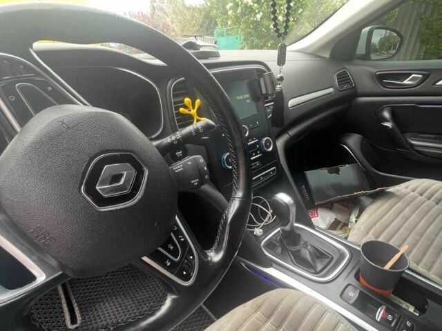 Белый Рено 4, объемом двигателя 1.5 л и пробегом 205 тыс. км за 11500 $, фото 5 на Automoto.ua