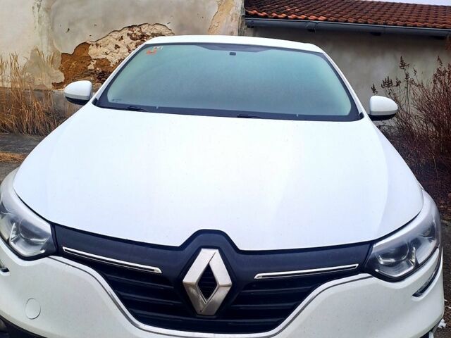 Білий Рено 4, об'ємом двигуна 1.5 л та пробігом 180 тис. км за 9500 $, фото 2 на Automoto.ua