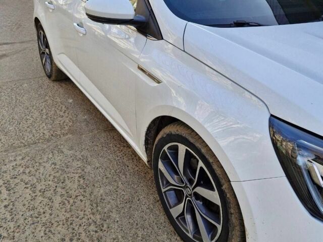 Белый Рено 4, объемом двигателя 1.5 л и пробегом 176 тыс. км за 11500 $, фото 2 на Automoto.ua