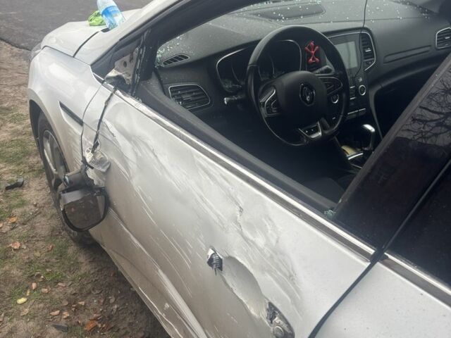 Білий Рено 4, об'ємом двигуна 1.5 л та пробігом 208 тис. км за 7600 $, фото 1 на Automoto.ua