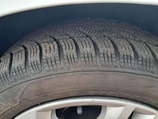 Белый Рено 4, объемом двигателя 1.5 л и пробегом 131 тыс. км за 12750 $, фото 14 на Automoto.ua