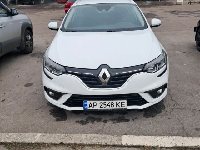 Белый Рено 4, объемом двигателя 1.5 л и пробегом 131 тыс. км за 12750 $, фото 2 на Automoto.ua