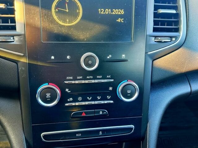 Білий Рено 4, об'ємом двигуна 1.5 л та пробігом 17700 тис. км за 14200 $, фото 13 на Automoto.ua