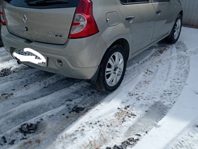 Бежевий Рено 4, об'ємом двигуна 1 л та пробігом 126 тис. км за 5500 $, фото 2 на Automoto.ua