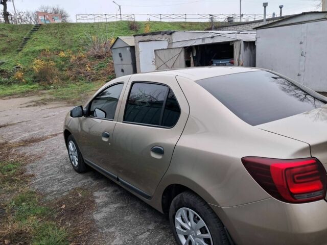 Бежевый Рено 4, объемом двигателя 9 л и пробегом 30 тыс. км за 10000 $, фото 1 на Automoto.ua