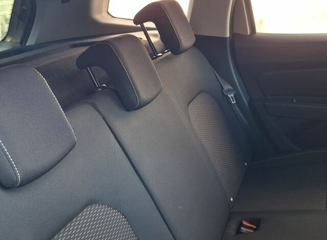 Бежевый Рено 4, объемом двигателя 1.5 л и пробегом 85 тыс. км за 16999 $, фото 10 на Automoto.ua