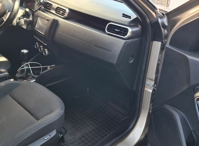 Бежевый Рено 4, объемом двигателя 1.5 л и пробегом 85 тыс. км за 16999 $, фото 11 на Automoto.ua