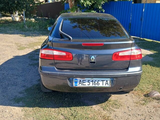 Черный Рено 4, объемом двигателя 1.8 л и пробегом 329 тыс. км за 3700 $, фото 3 на Automoto.ua