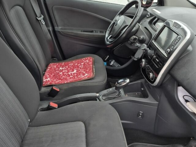 Черный Рено 4, объемом двигателя 0 л и пробегом 130 тыс. км за 7000 $, фото 4 на Automoto.ua