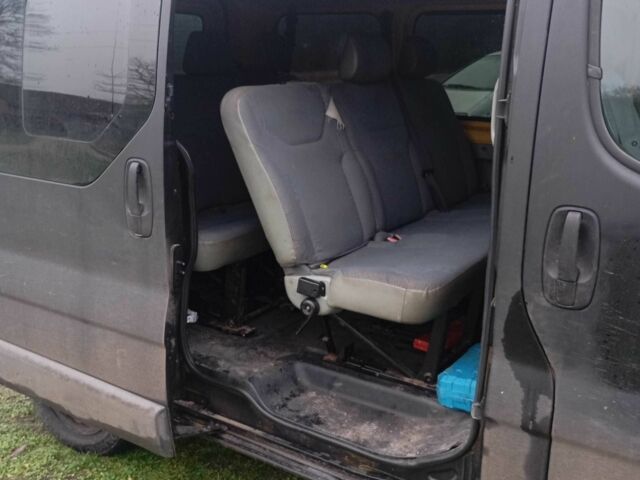 Чорний Рено 4, об'ємом двигуна 1.9 л та пробігом 171 тис. км за 3300 $, фото 6 на Automoto.ua