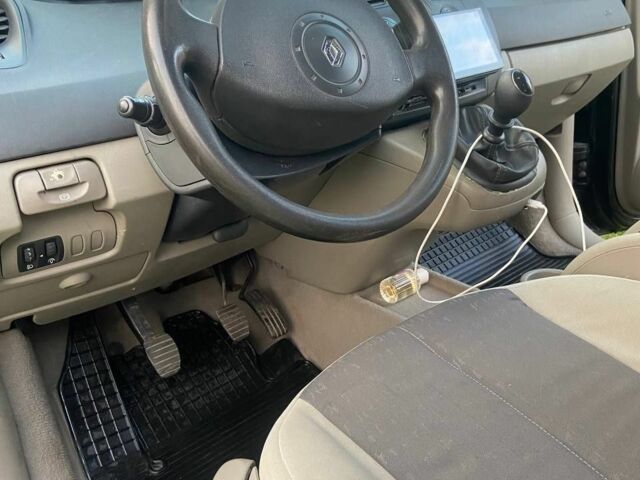 Черный Рено 4, объемом двигателя 0 л и пробегом 280 тыс. км за 1700 $, фото 5 на Automoto.ua