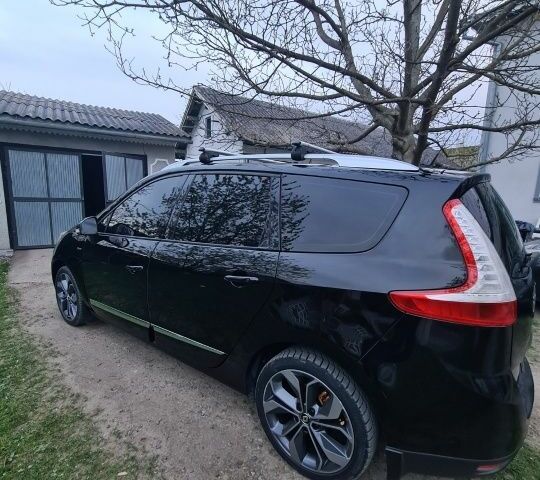 Черный Рено 4, объемом двигателя 1.6 л и пробегом 300 тыс. км за 9000 $, фото 5 на Automoto.ua