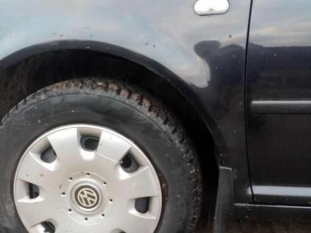 Черный Рено 4, объемом двигателя 1.6 л и пробегом 295 тыс. км за 3900 $, фото 5 на Automoto.ua