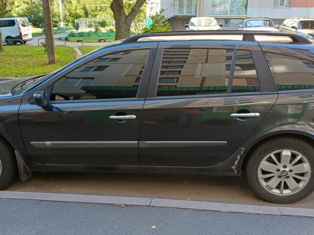 Чорний Рено 4, об'ємом двигуна 2 л та пробігом 2 тис. км за 4715 $, фото 1 на Automoto.ua