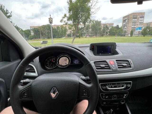 Черный Рено 4, объемом двигателя 1.6 л и пробегом 257 тыс. км за 6300 $, фото 7 на Automoto.ua