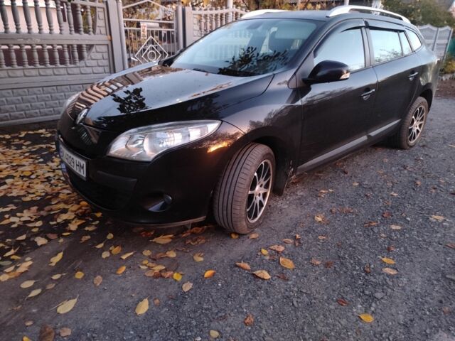 Черный Рено 4, объемом двигателя 1.4 л и пробегом 272 тыс. км за 6700 $, фото 2 на Automoto.ua